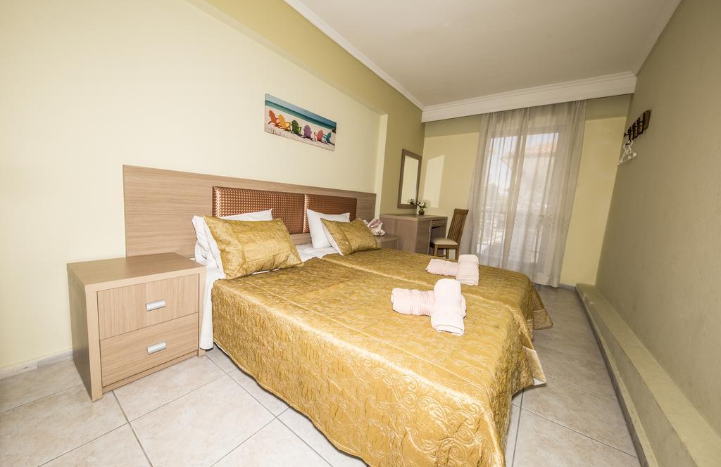 Park Apartment Паралия Дионисиу Екстериор снимка