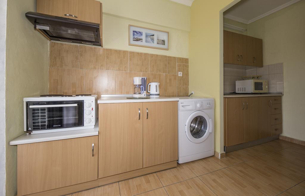 Park Apartment Паралия Дионисиу Екстериор снимка